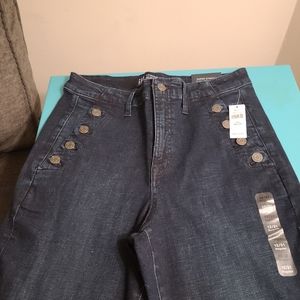 SUPER STYLISH JEANS